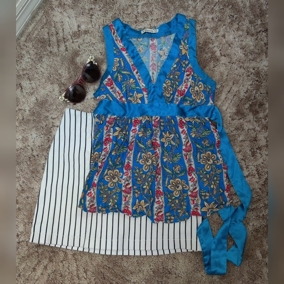 Turquoise Poise Top